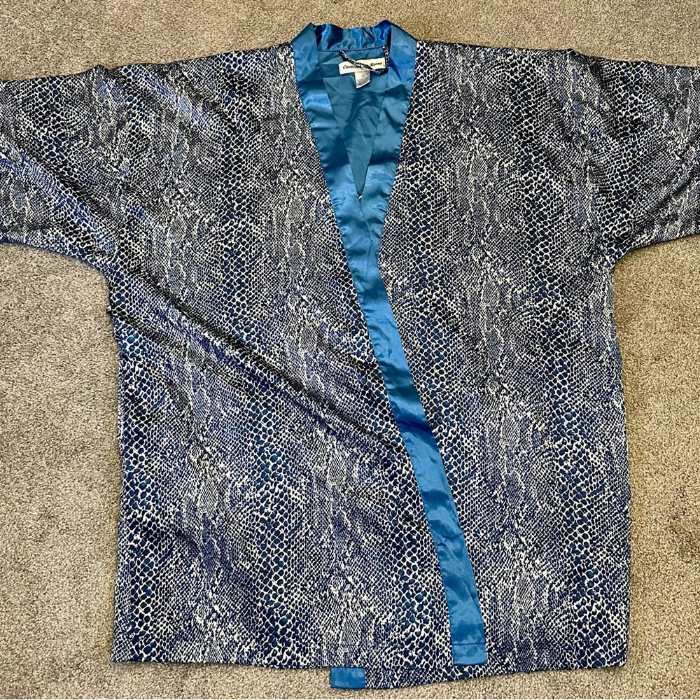 Vintage  (3X) blue silky robe